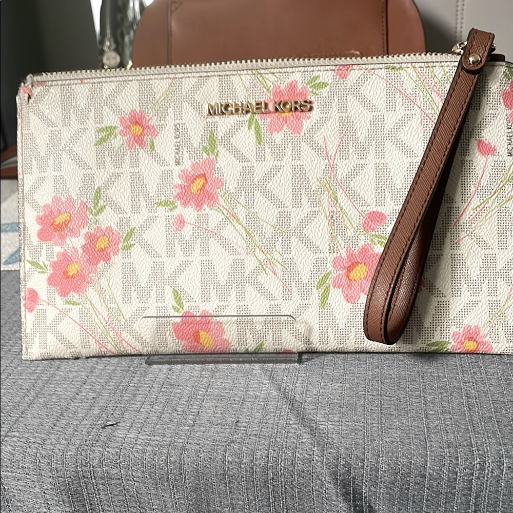 Michael Kors Floral Wristlet